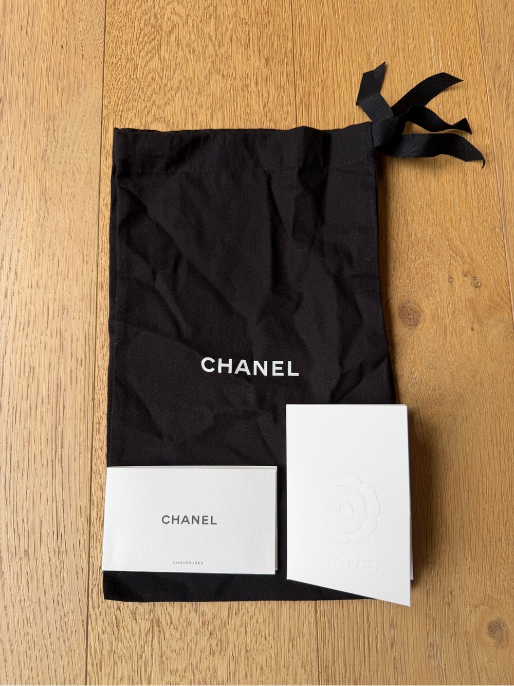 CHANEL Black Ballet Flats with Patent Cap Toe - Picture 9 of 9